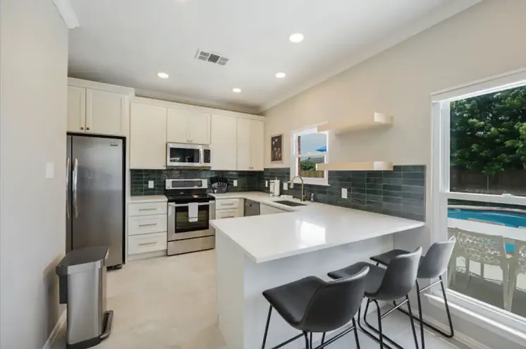 216 Elm Ln — Photo 12