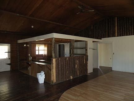 2nd image of 1841 County Road 364
