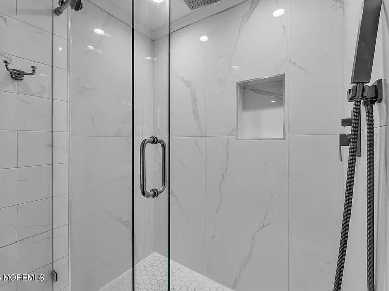 17 Hilltop Ter N — Photo 17