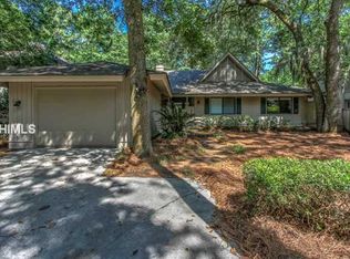 22 Hollyberry Ln, Hilton Head Island, SC 29928