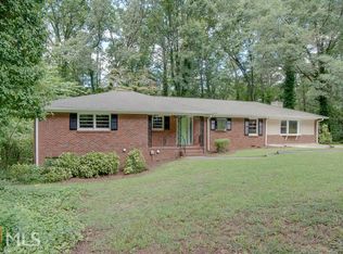 2021 English Ln, College Park, GA 30337