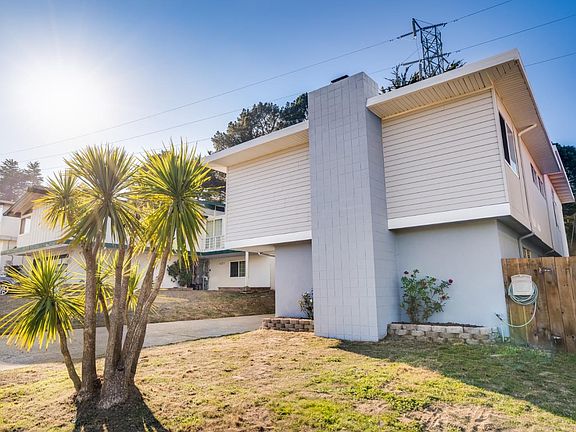 2nd image of 2410 Erin Pl