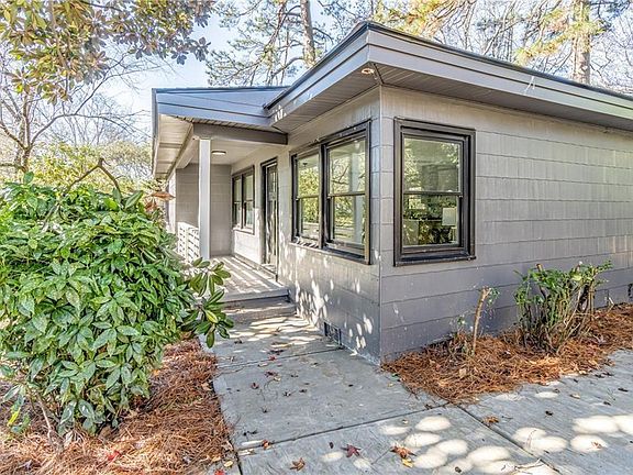 4th image of 2272 Wallace Dr