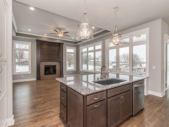 4th image of 5738 Quarry Dr