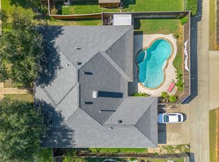 1008 Nottingham Dr, Carrollton, TX 75007