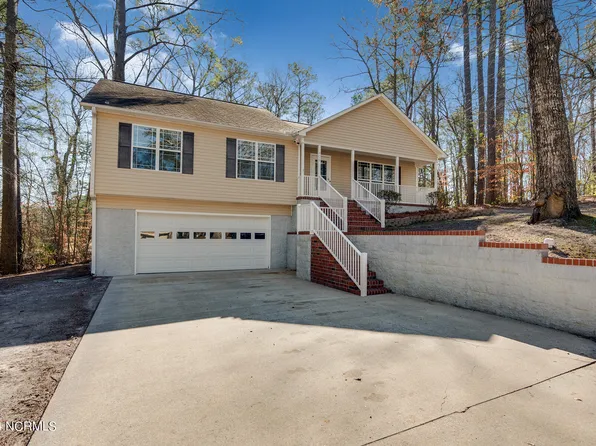 400 River Hill Drive, Greenville, NC 27858