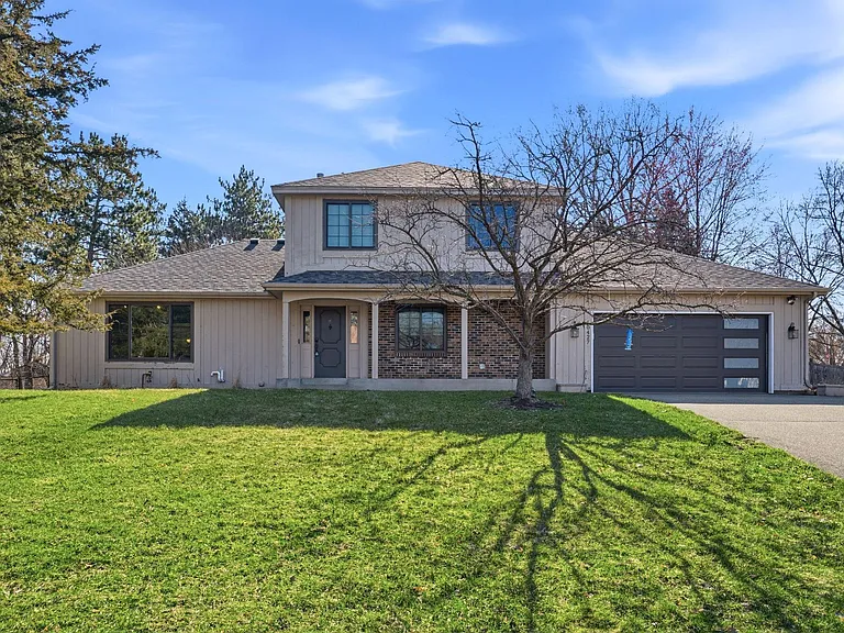 10427 Brown Farm Cir — Photo 1