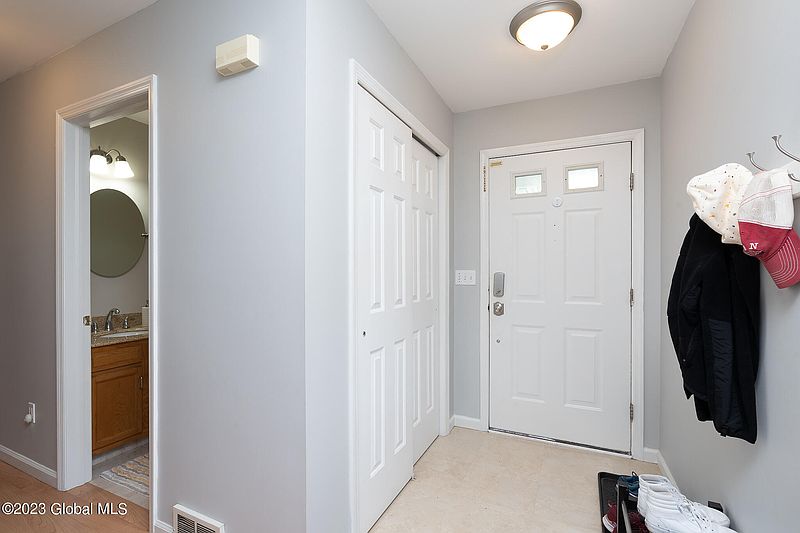 5th image of 19 Brook Street