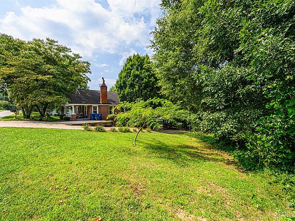 5th image of 383 Old Wilkesboro Rd