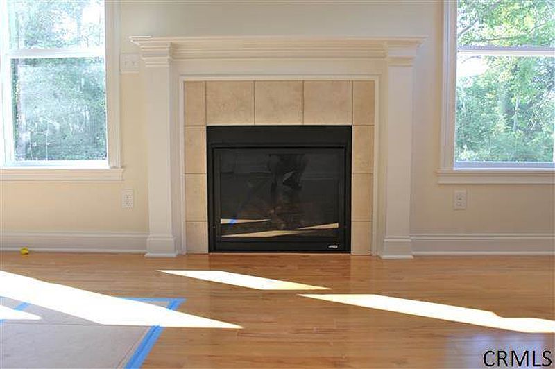 5th image of 5 OLD MILL Court