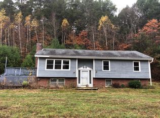 1060 Isaac Frye Hwy, Wilton, NH 03086