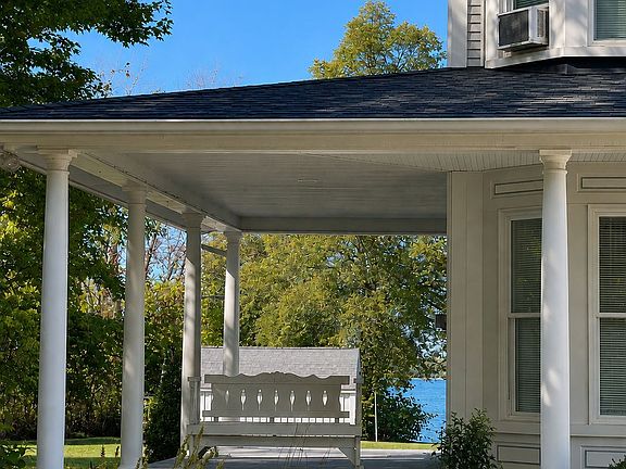 2nd image of 25 Prinyers Cove Cres