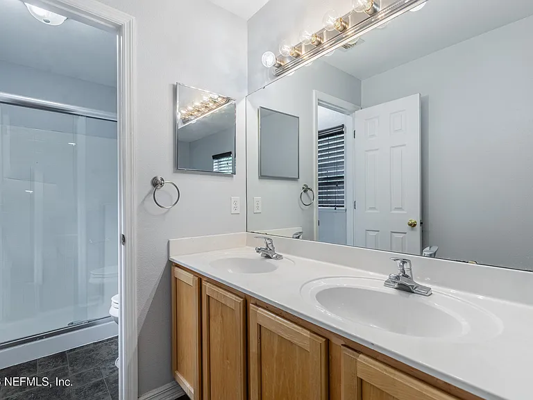 3388 Glenn Hollow Ct — Photo 14