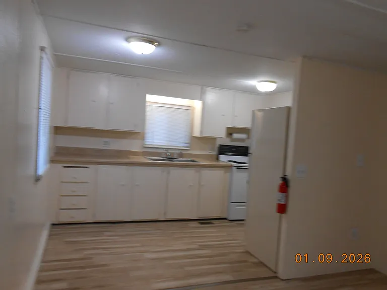 430 N C St #9 — Photo 20