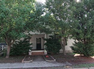 626 Pelzer St, Greenwood, SC 29649