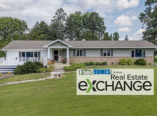 1836 W 43rd St, Davenport, IA 52806