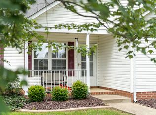 2421 Monroe St, Waynesboro, VA 22980