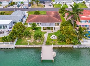 513 Crystal Dr, Madeira Beach, FL 33708