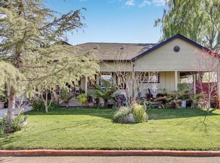 4652 E Cooper Rd, Acampo, CA 95220