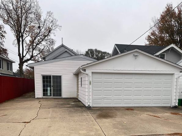 1919 S Main St, Burlington, IA 52601