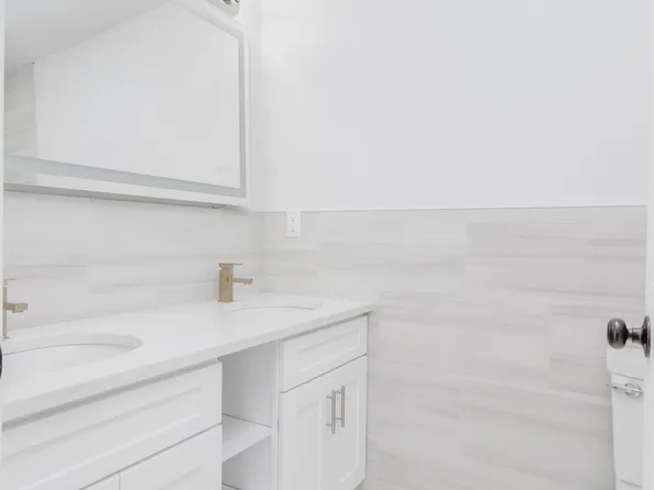 85 Myrtle Avenue image 13 of 28