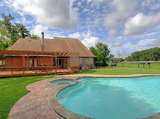 15710 Oleta Ln, Sugar Land, TX 77498
