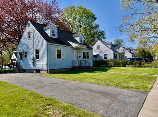 260 Pheland St, Springfield, MA 01109