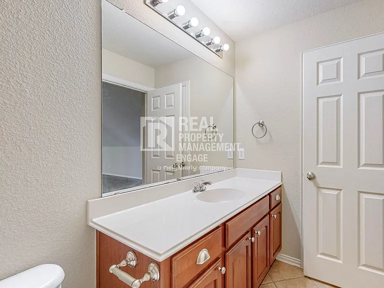 14609 Frisco Ranch Dr — Photo 24