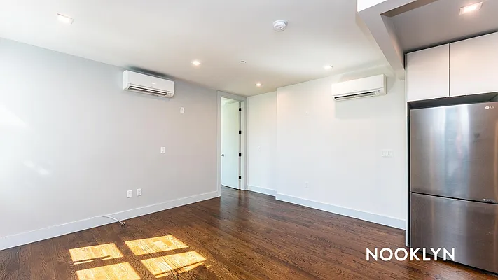 Rented by Nooklyn NYC LLC | media 8
