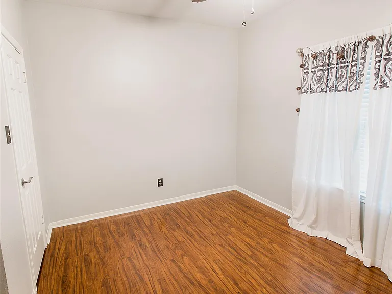 14639 Oak Chase Dr — Photo 8