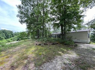 72 Teresa Ln, Berea, KY 40403