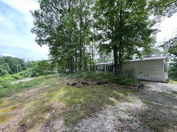 72 Teresa Ln, Berea, KY 40403