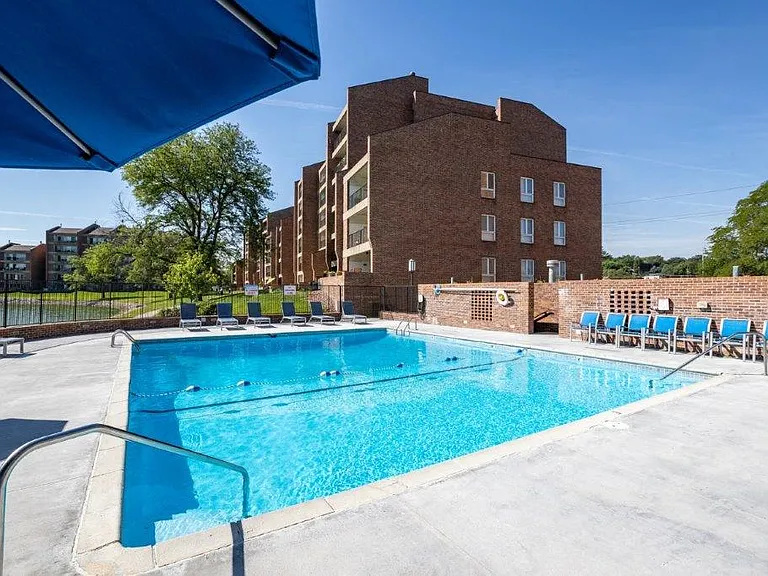 Regency Lakeside Apartment Homes — Photo 17
