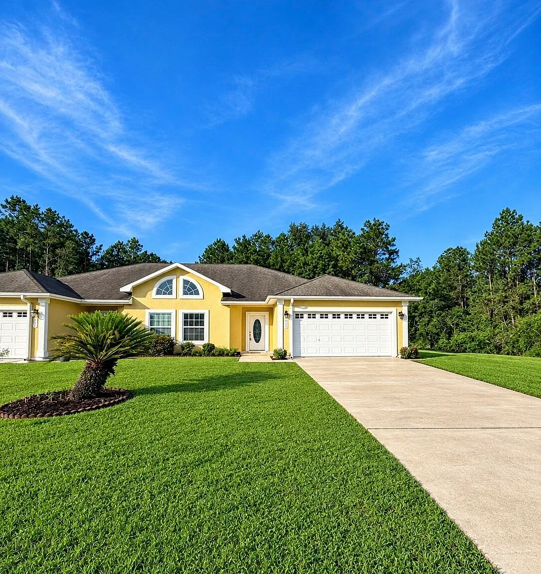 3 bed, 2.0 bath, 1586 sqft, $1,700 — Photo 1