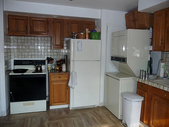 Stacking washer/dryer