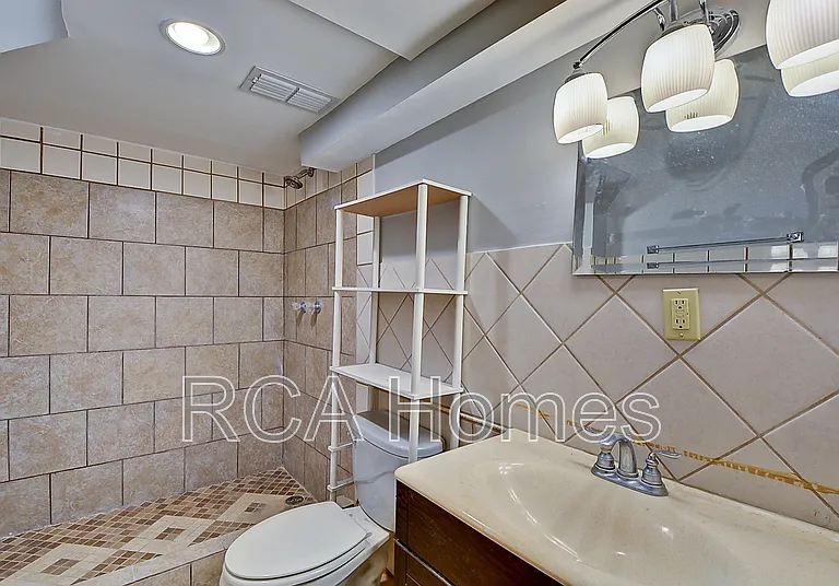 52B Jenny Ln — Photo 13