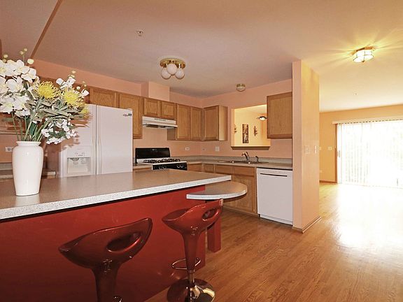 5th image of 1419 Wesley Ct