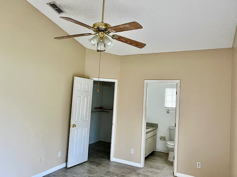 7833 Chediston Cir — Photo 7