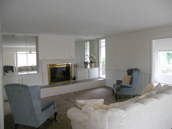 5th image of 918 Fairway Dr