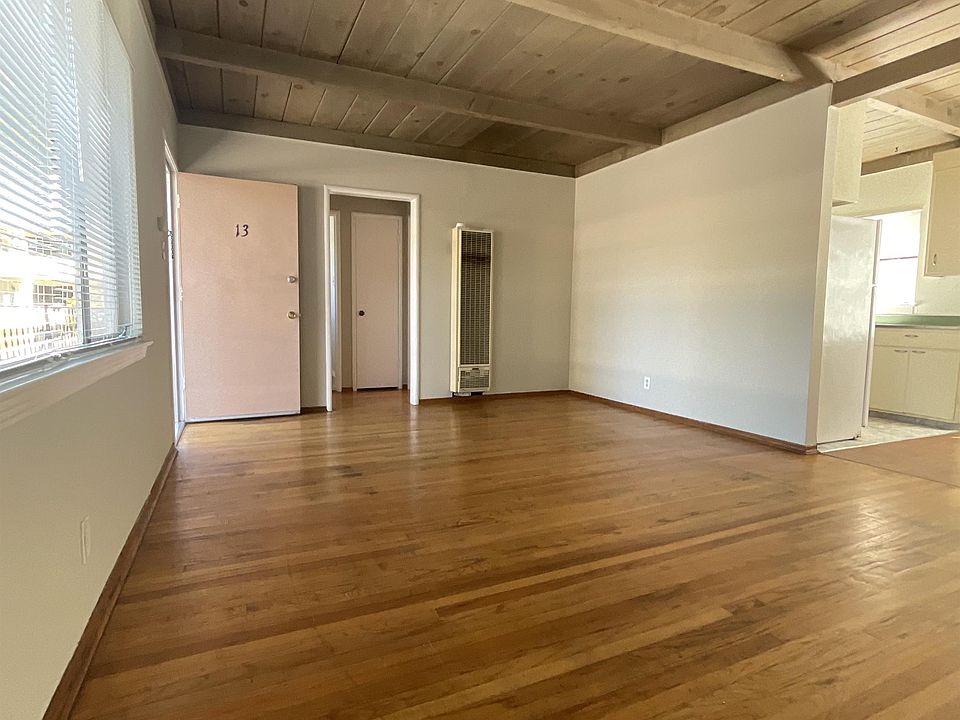 1st image of 556 El Camino Real #13