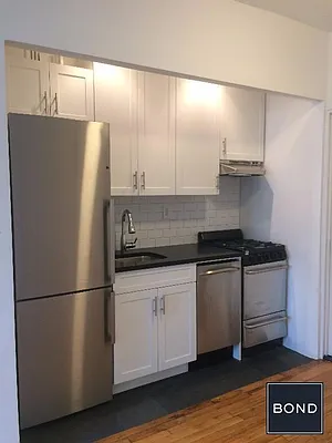 Rented by Bond New York | media 7