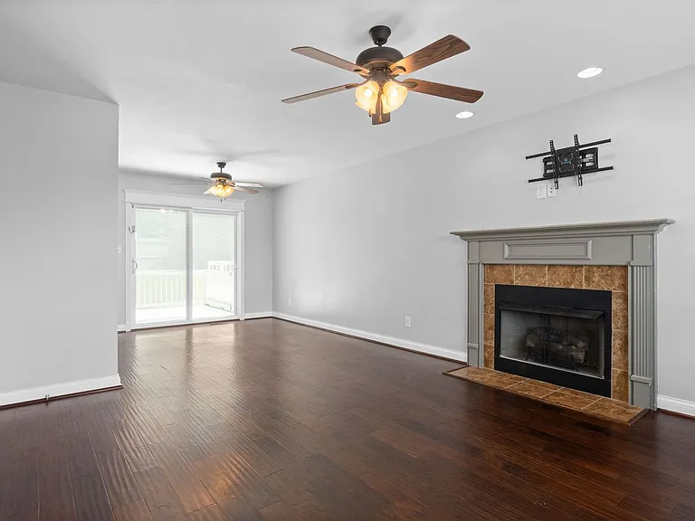 3459 Bradfield Dr — Photo 6
