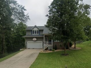 19952 Cravenhurst Dr, Lawrenceburg, IN 47025