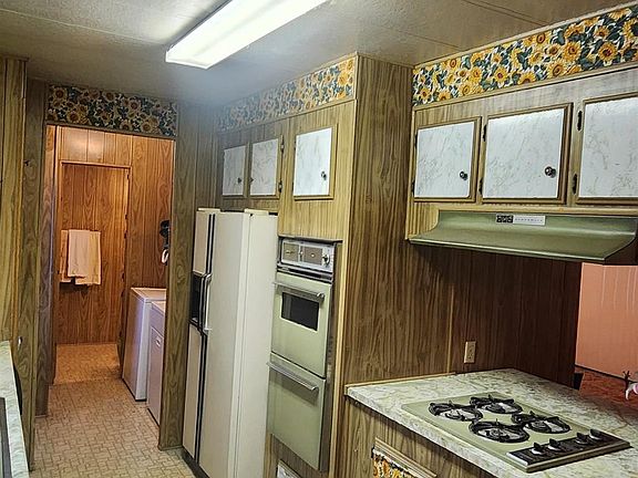 4th image of 5982 Amargosa Dr