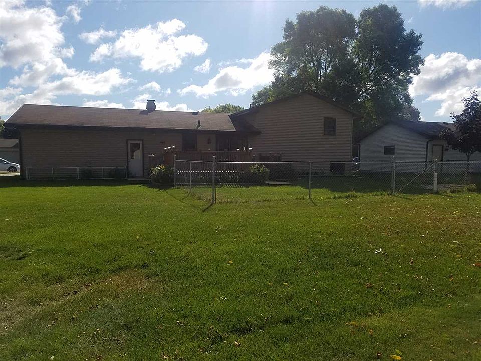 2nd image of 556 Silverwood Ln