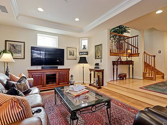 4th image of 1915 Harriman Ln #B