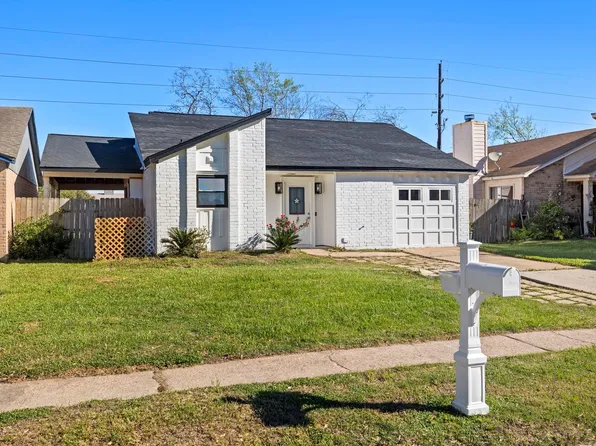 13330 Chimney Sweep Dr, Houston, TX 77041