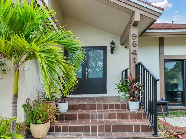 9641 SW 148th Pl, Miami, FL 33196