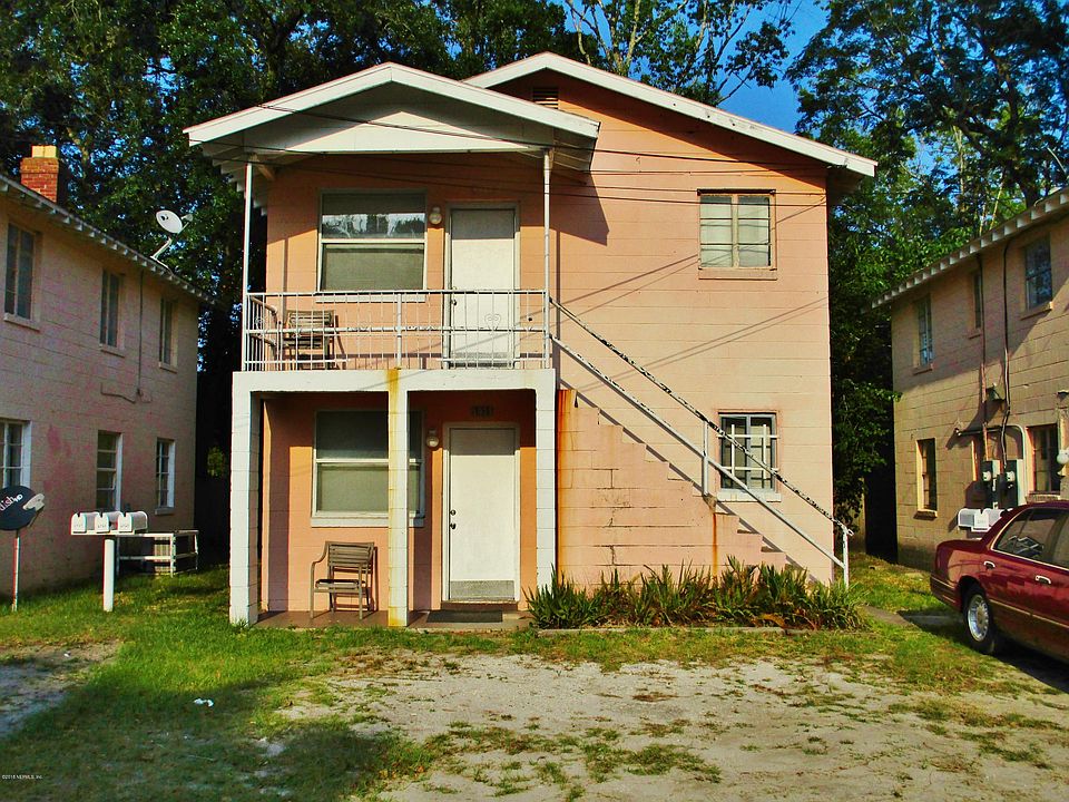 1st image of 1923 Fairfax St