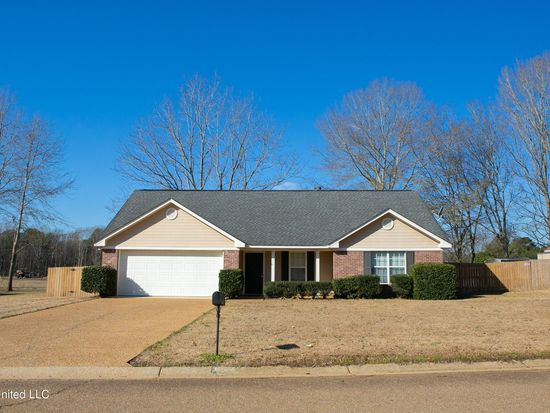 Property at 645 Southern Oaks Dr, Florence, MS 39073